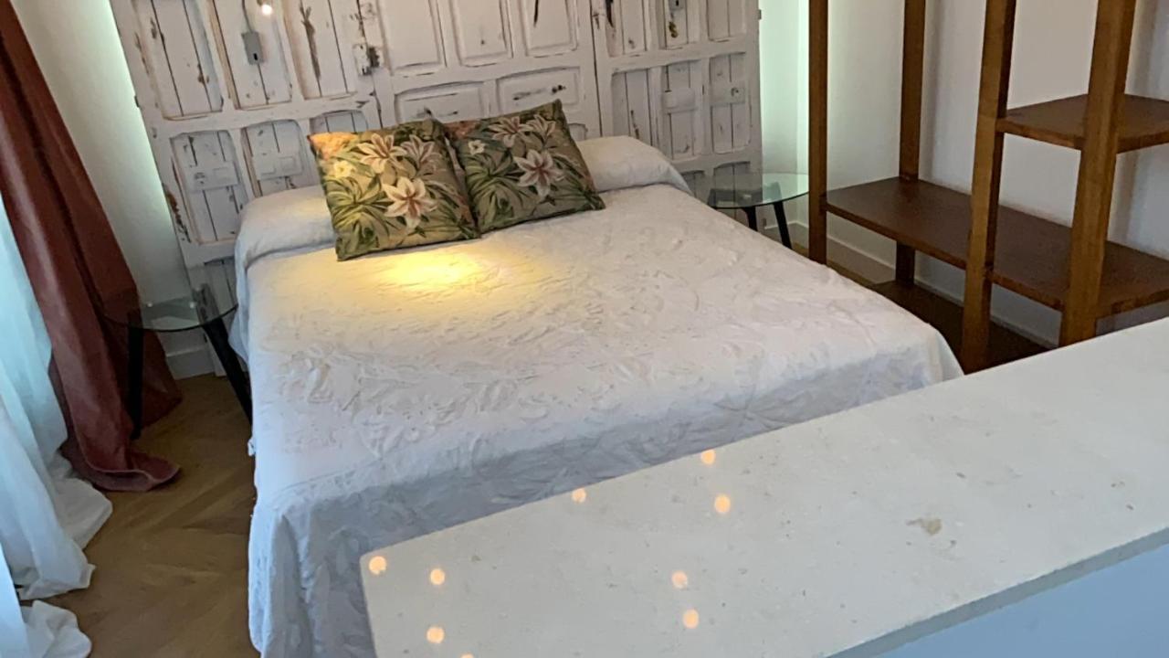 Casa Naia Santa Rufina 7 * Séville