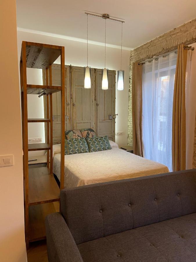 Casa Naia Santa Rufina 7 * Sevilla